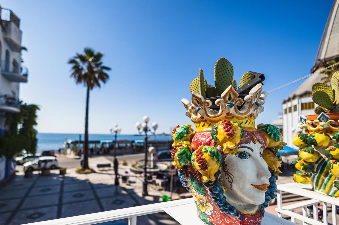 La Piazzetta Bed and Breakfast Giardini Naxos Εξωτερικό φωτογραφία