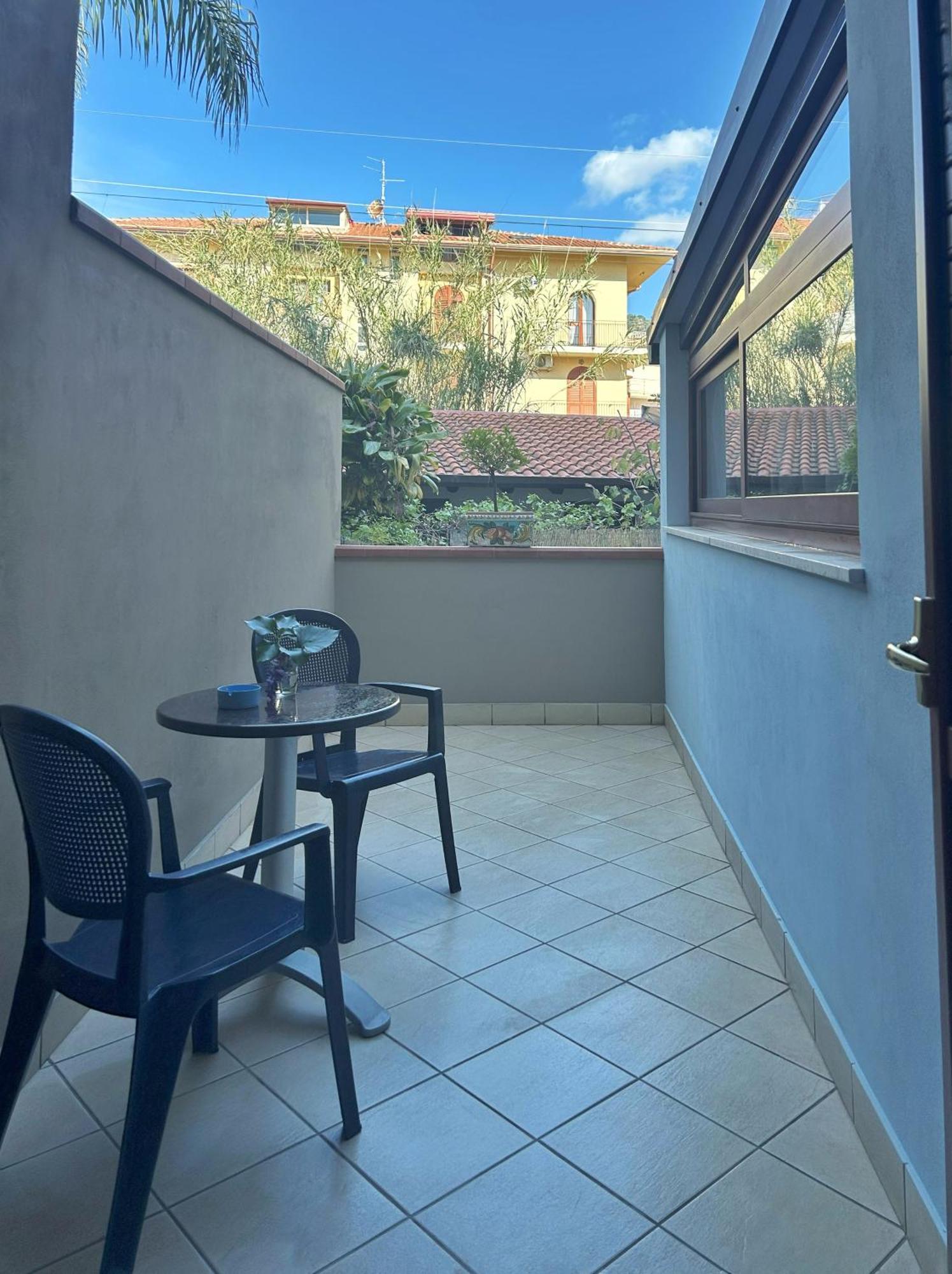 La Piazzetta Bed and Breakfast Giardini Naxos Εξωτερικό φωτογραφία