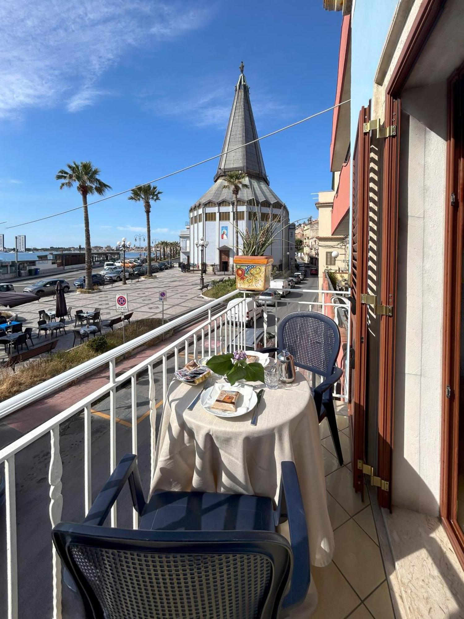 La Piazzetta Bed and Breakfast Giardini Naxos Εξωτερικό φωτογραφία
